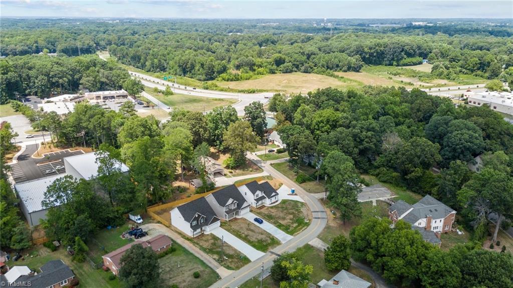 2808 Roland Road Greensboro, NC 27407 - Photo 8 of 39 Gallery Image 8