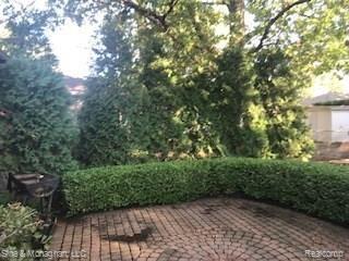 21366 Littlestone Road Harper Woods, MI 48225 - Photo 12 of 14