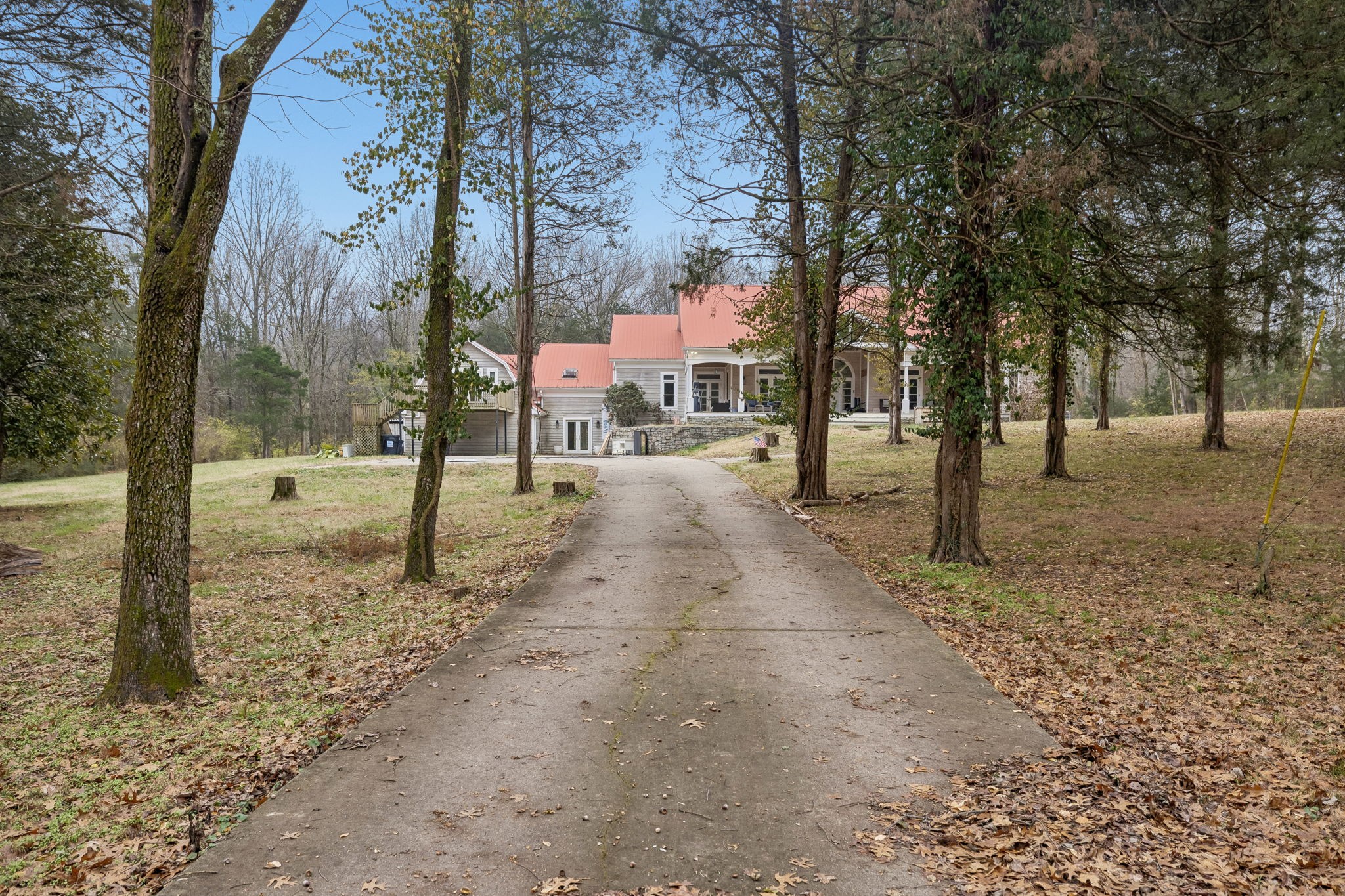 6394 Temple Road Franklin, TN 37069 - Photo 4 of 8 a backyard of a house with lots of green space