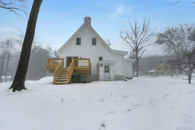 $824,900 | 570 Kings Highway, Valley Cottage, NY 10989