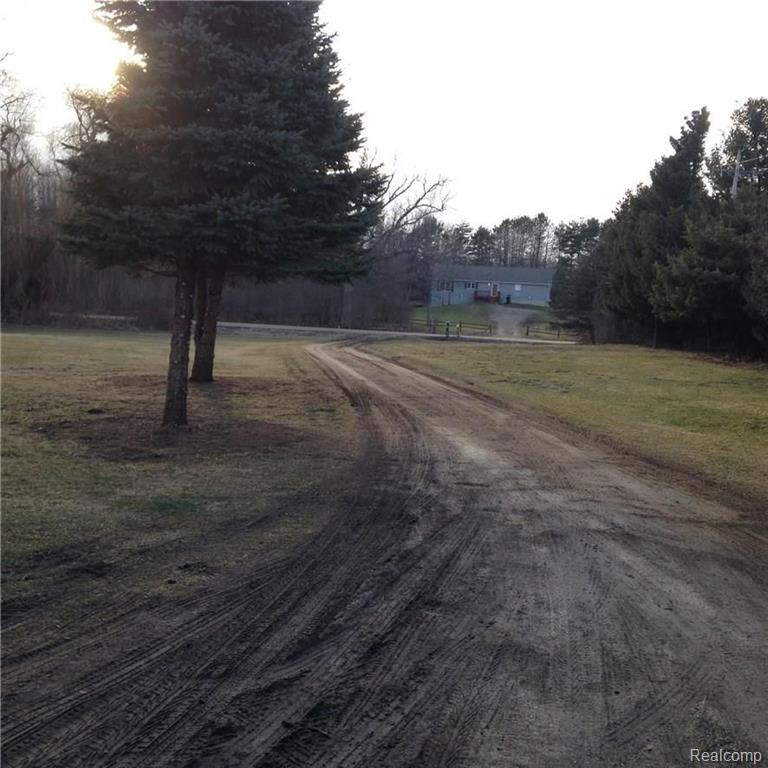 1045 North Kane Road Webberville, MI 48892 - Photo 41 of 48