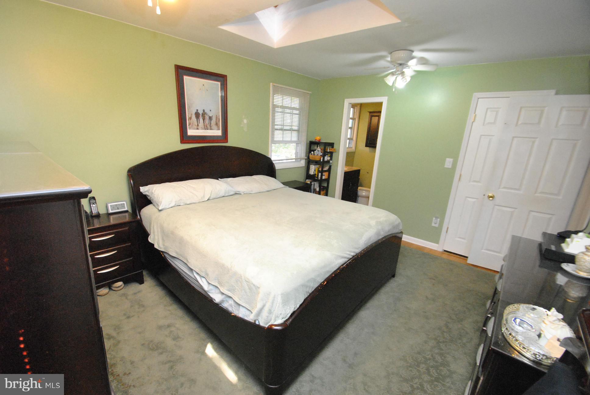 8128 Conduit Road Baltimore, MD 21234 - Photo 11 of 23 LARGE OWNERS SUITE W/2 CLOSETS & FULL BATH