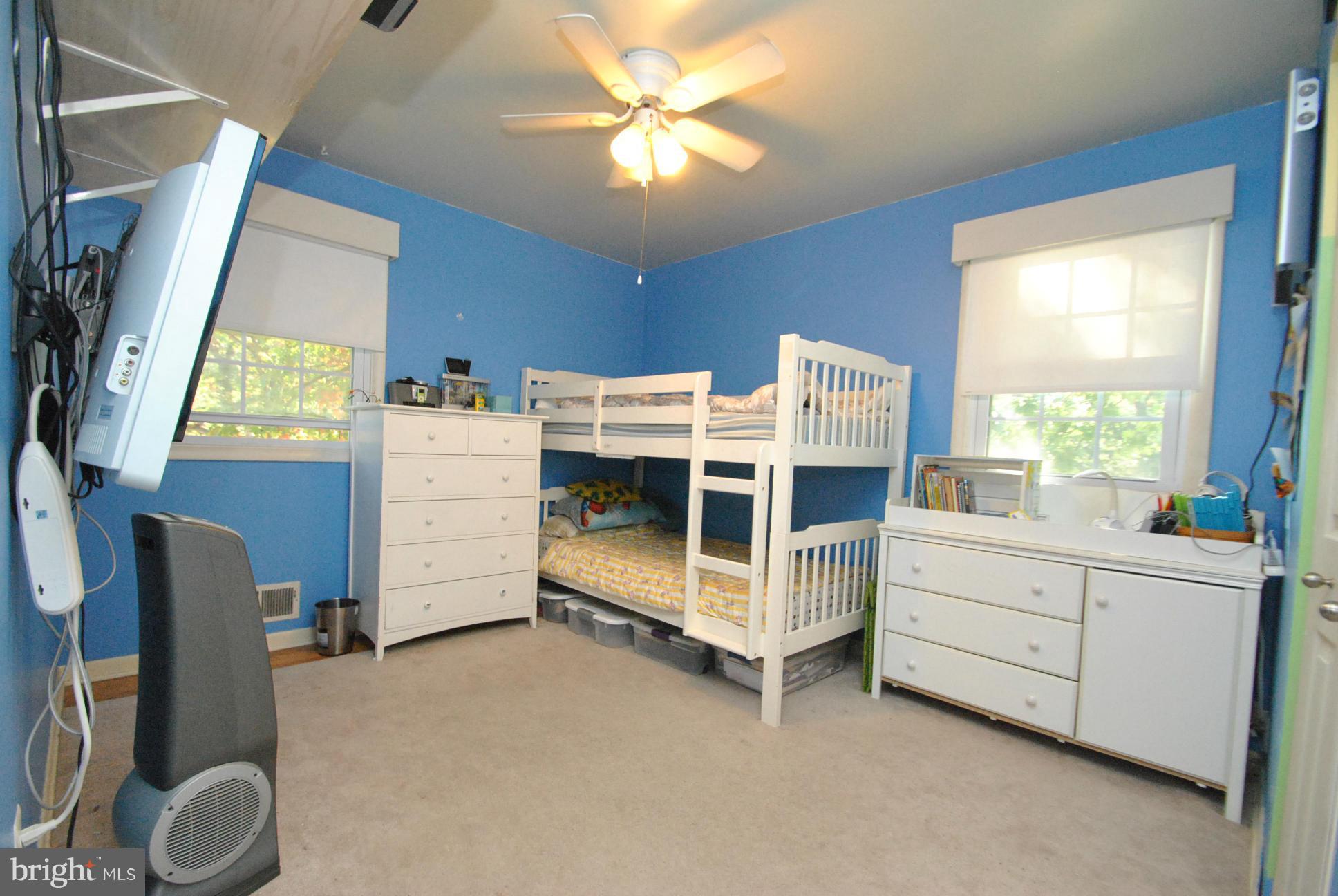 8128 Conduit Road Baltimore, MD 21234 - Photo 15 of 23 2ND BEDROOM