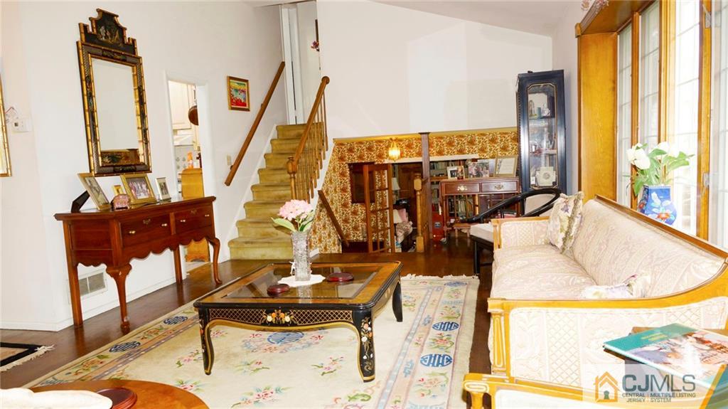 18 Perry Road East Brunswick, NJ 08816 - Photo 11 of 25 Gallery Image 11