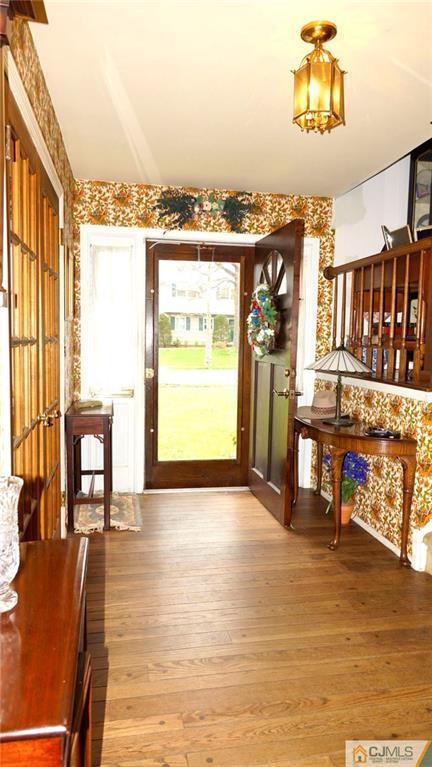 18 Perry Road East Brunswick, NJ 08816 - Photo 3 of 25 Gallery Image 3