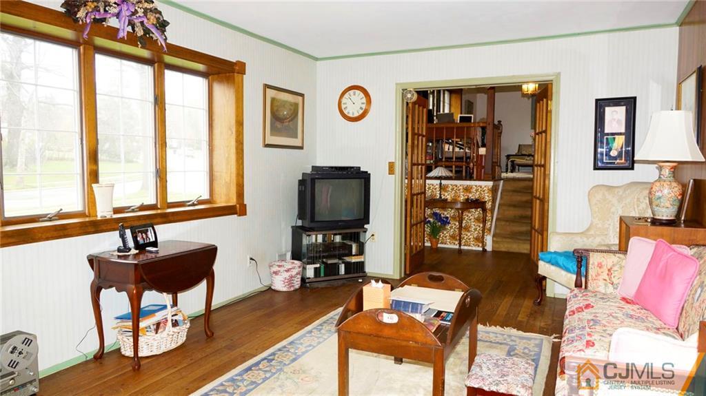 18 Perry Road East Brunswick, NJ 08816 - Photo 6 of 25 Gallery Image 6