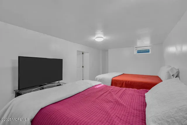 $2,500,000 | 185 Dayna Court, Toms River, NJ 08753