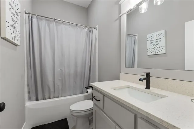 $565,000 | 1521 Southwest Arbormill Terrace, Lee's Summit, MO 64082