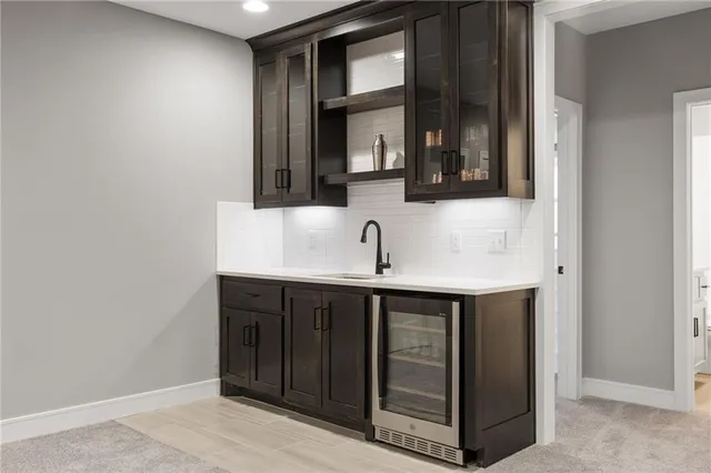 $565,000 | 1521 Southwest Arbormill Terrace, Lee's Summit, MO 64082