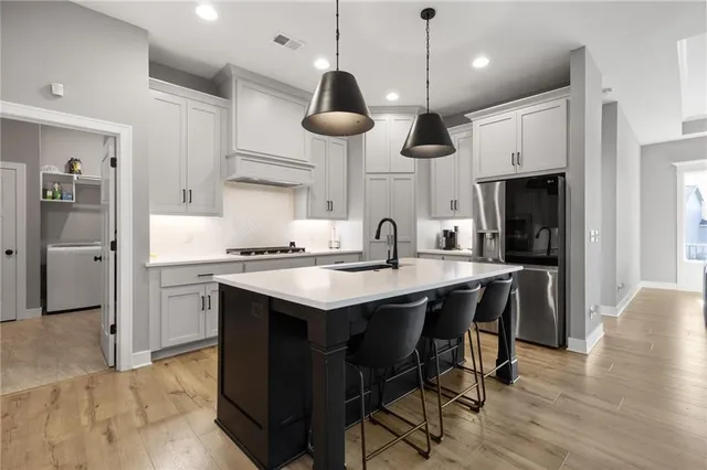 $565,000 | 1521 Southwest Arbormill Terrace, Lee's Summit, MO 64082