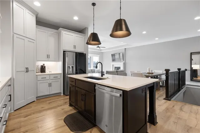 $565,000 | 1521 Southwest Arbormill Terrace, Lee's Summit, MO 64082