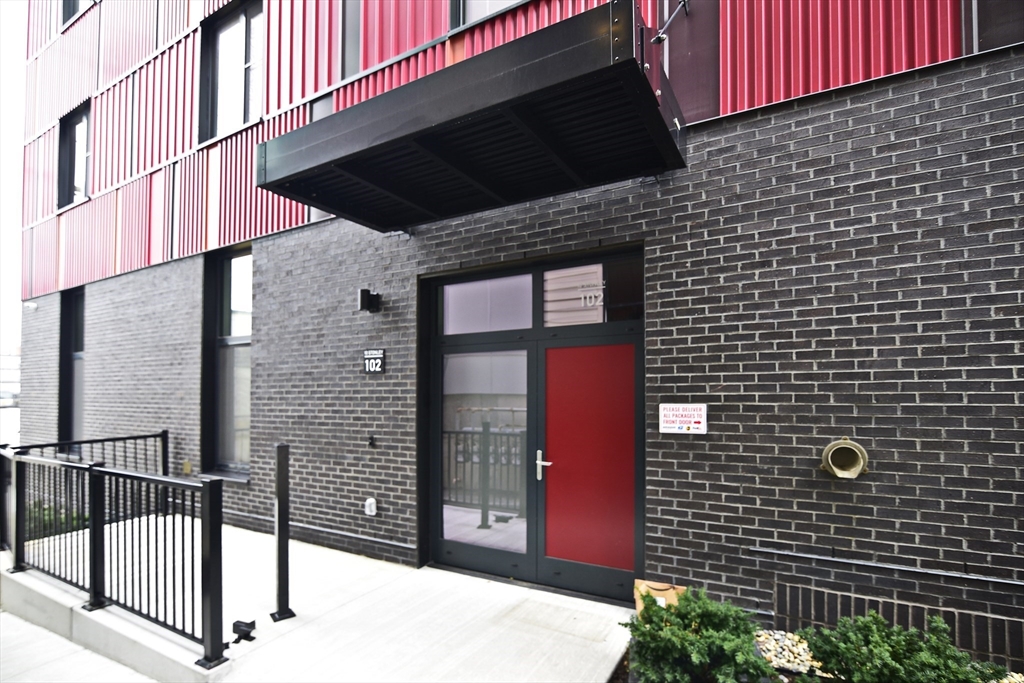 10 Stonley Road, Unit 102 Boston, MA 02130 - Photo 2 of 13 a view of a brick wall