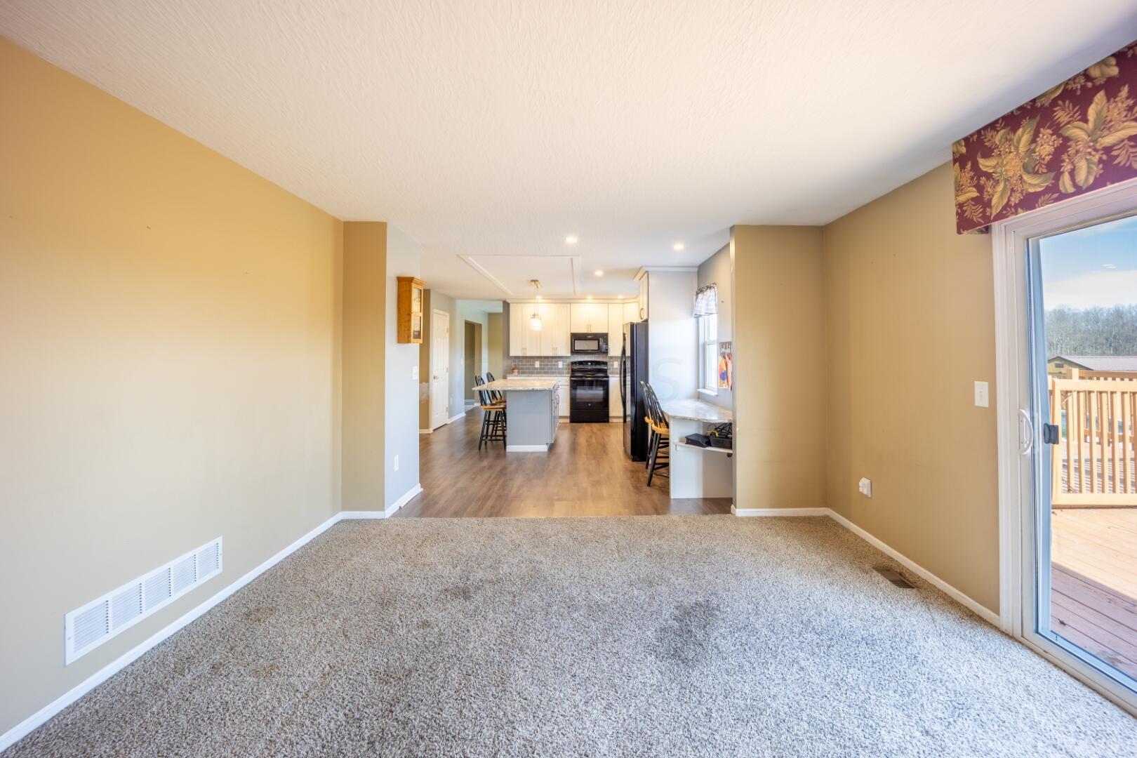 3322 Gooding Road Marion, OH 43302 - Photo 10 of 36 _CP_9452-HDR (Large)