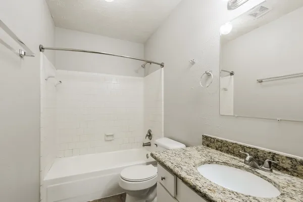$1,890 | 1010 Hickory Post Court, Tomball, TX 77375