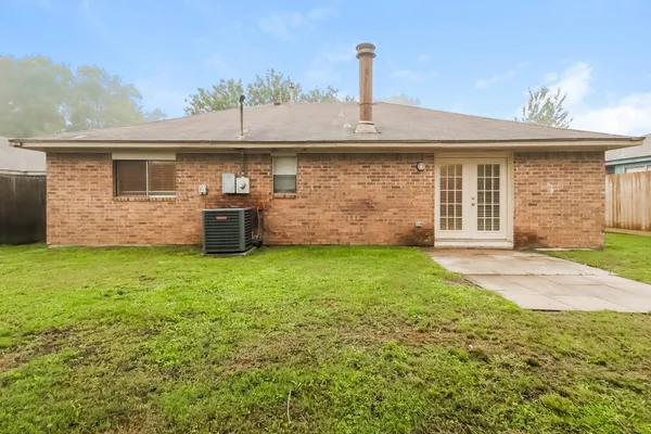 $1,890 | 1010 Hickory Post Court, Tomball, TX 77375