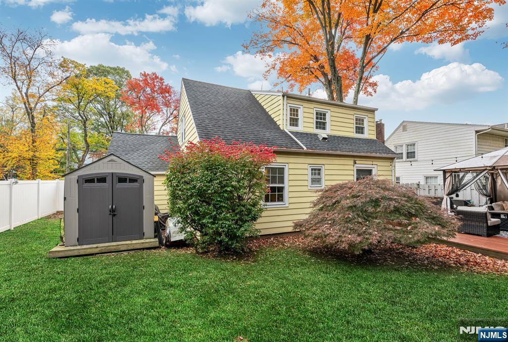 431 Goffle Road Wyckoff, NJ 07481 - Photo 19 of 19 a view of a house with a garden
