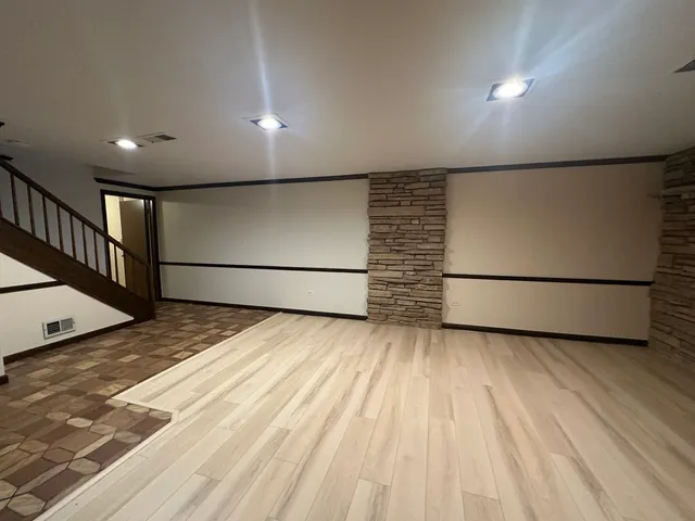 $3,850 | 1836 Wildberry Drive, Unit D, Glenview, IL 60025