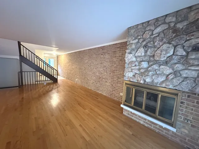 $3,850 | 1836 Wildberry Drive, Unit D, Glenview, IL 60025