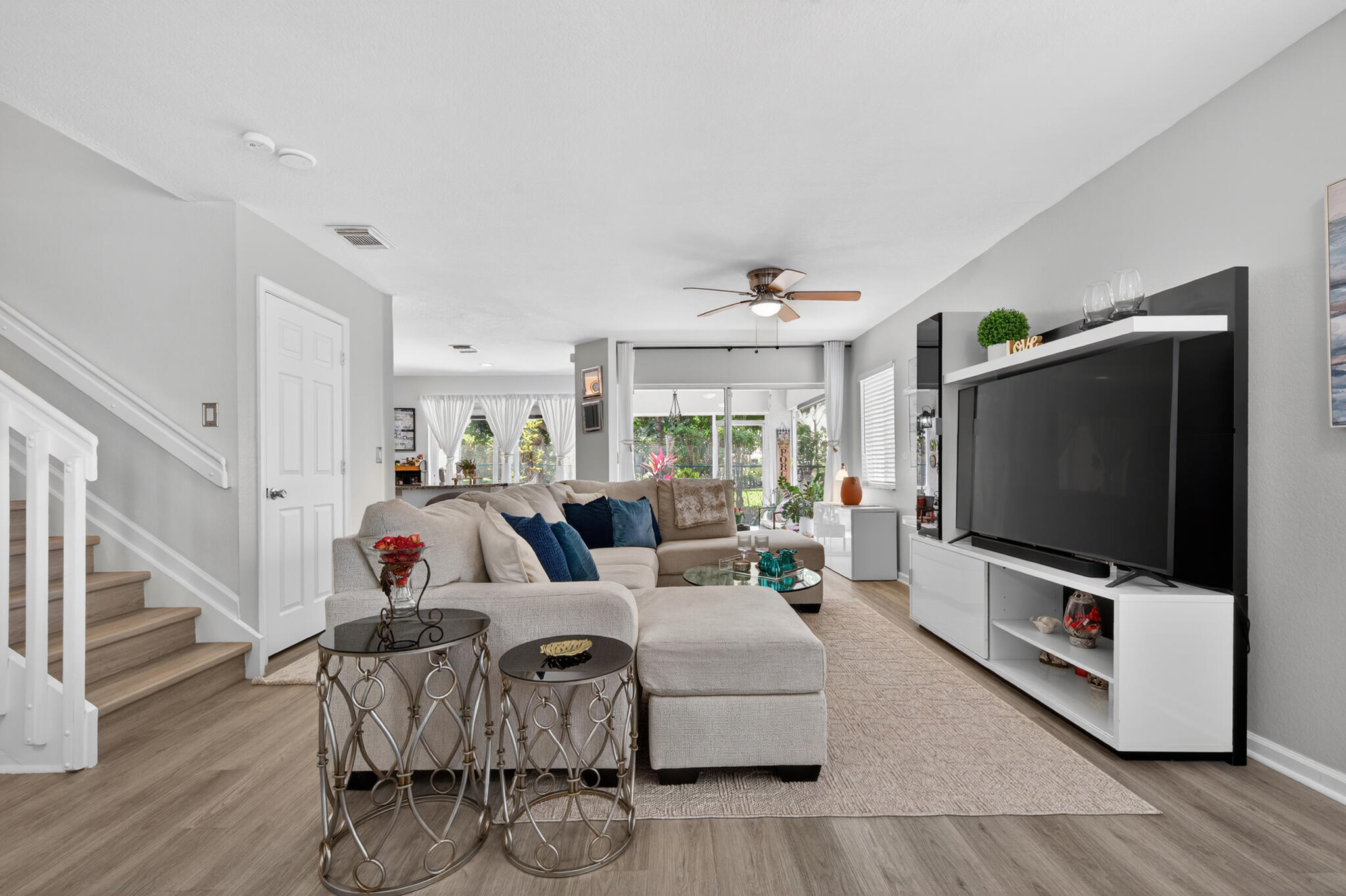 6311 Sandy Bank Terrace Riviera Beach, FL 33407 - Photo 5 of 26 5