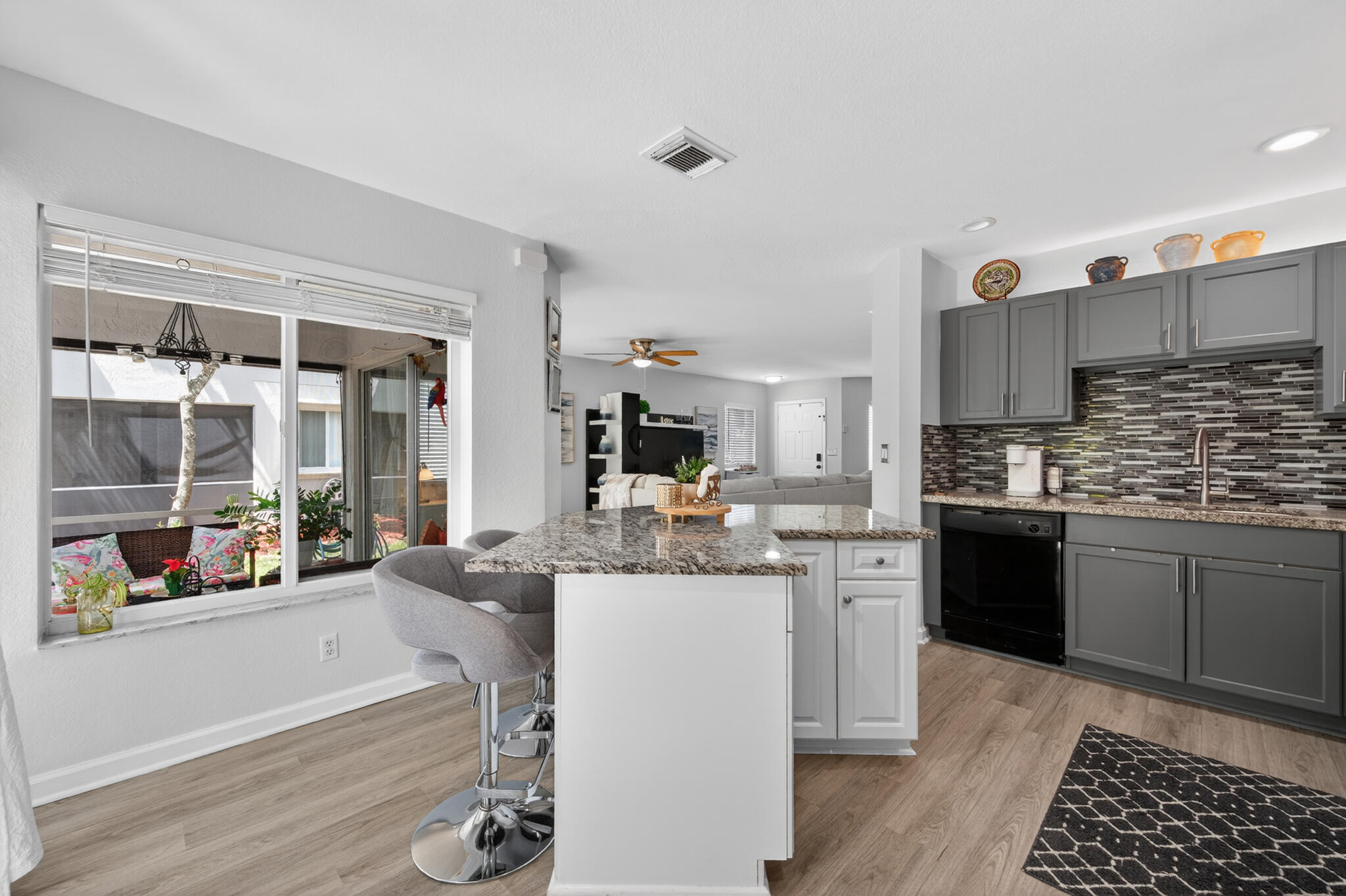 6311 Sandy Bank Terrace Riviera Beach, FL 33407 - Photo 10 of 26 10