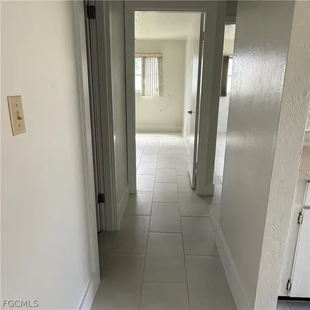 $1,300 | 26 Hamlin Court, Lehigh Acres, FL 33936