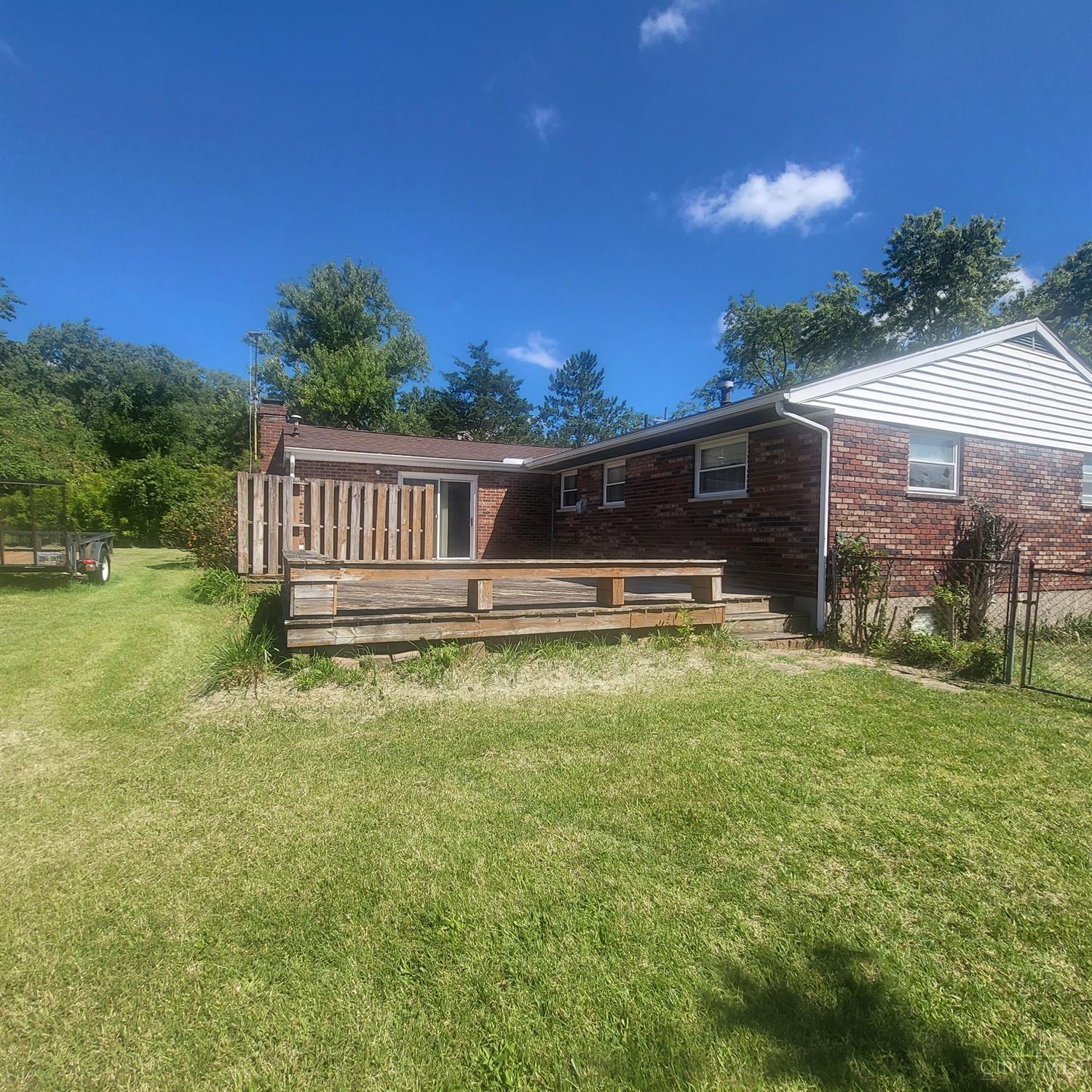 5505 Race Road Cincinnati, OH 45247 - Photo 3 of 20