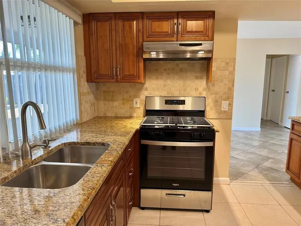 $3,200 | 11741 Northwest 30th Place, Sunrise, FL 33323