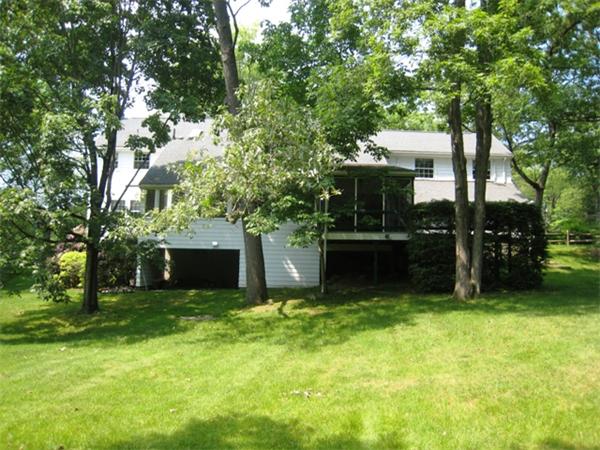 30 Oakridge Road Wellesley, MA 02481 - Photo 6 of 7