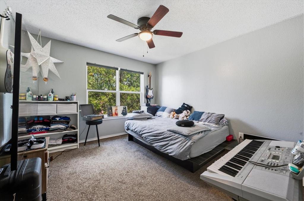 2423 Ranchview Drive Grand Prairie, TX 75052 - Photo 20 of 28 Gallery Image 20