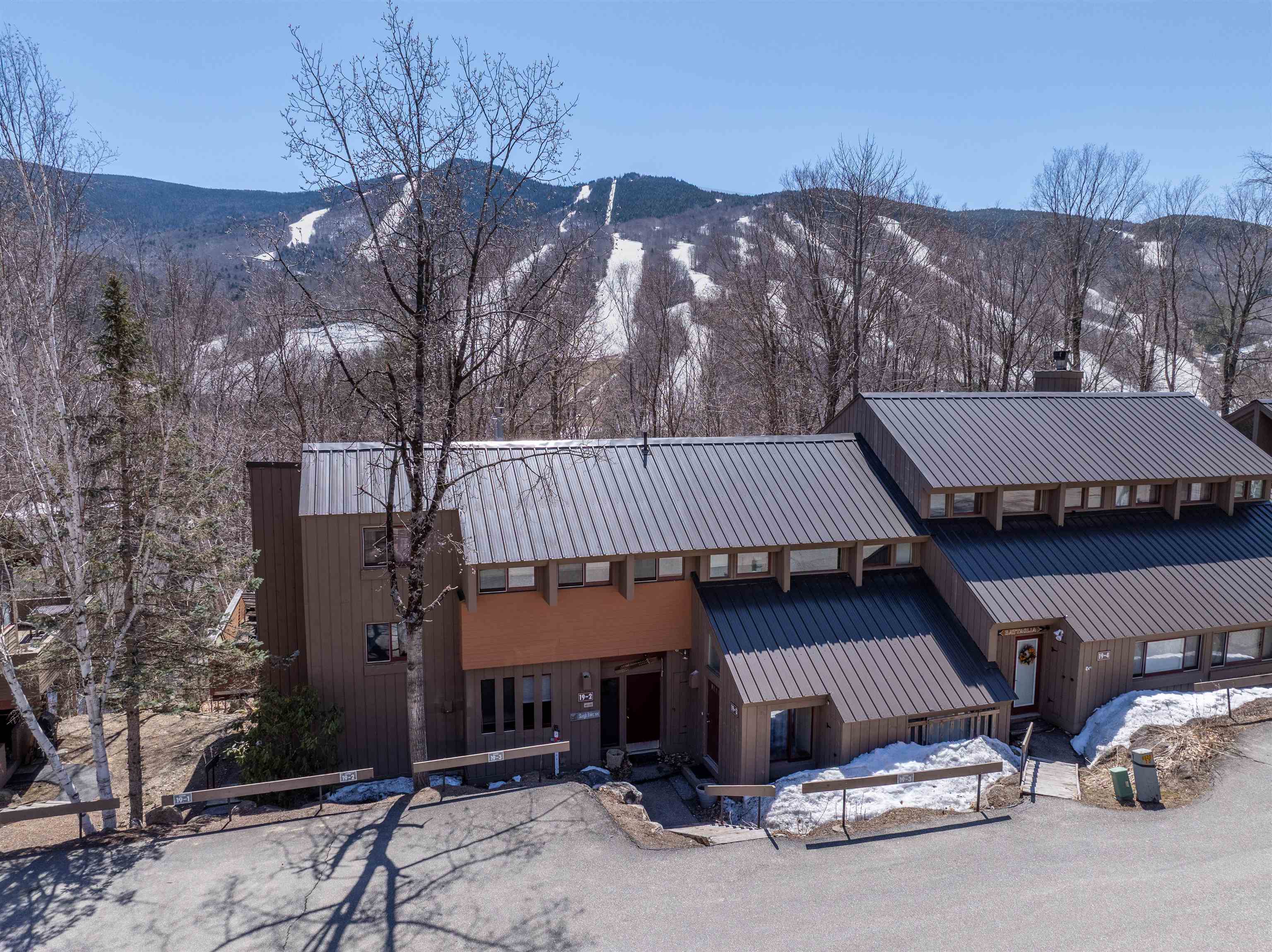 19 Big Coolidge Road, Unit 3 Lincoln, NH 03251 - Photo 1 of 55 Gallery Image 1