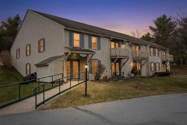 $186,000 | 1102 The Terraces, Shelburne, VT 05482