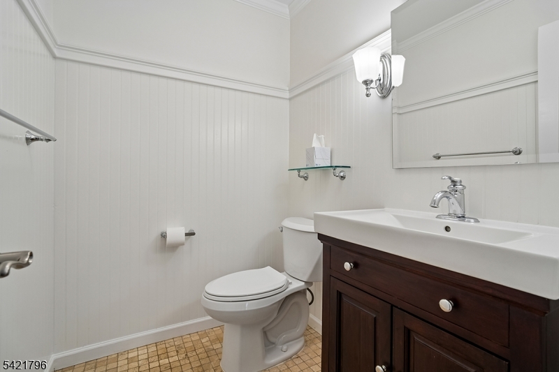 236 Spring Ridge Drive Berkeley Heights, NJ 07922 - Photo 14 of 41