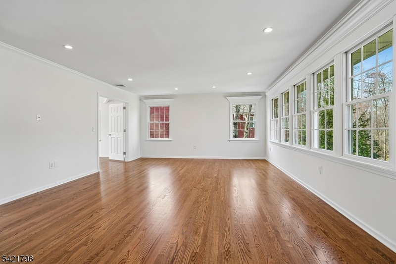 236 Spring Ridge Drive Berkeley Heights, NJ 07922 - Photo 17 of 41