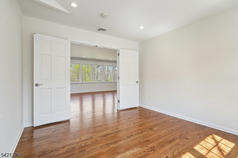 236 Spring Ridge Drive Berkeley Heights, NJ 07922 - Photo 18 of 41