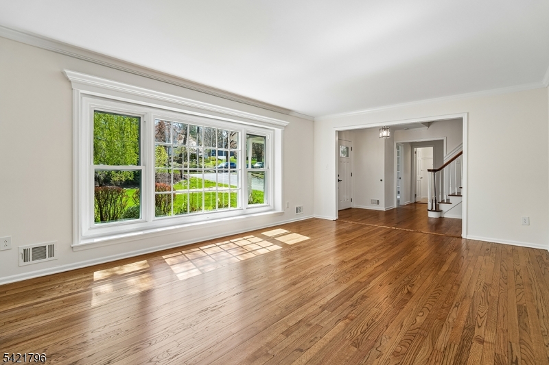 236 Spring Ridge Drive Berkeley Heights, NJ 07922 - Photo 4 of 41