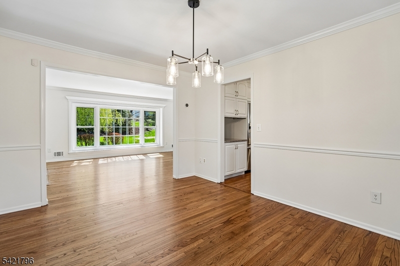 236 Spring Ridge Drive Berkeley Heights, NJ 07922 - Photo 6 of 41