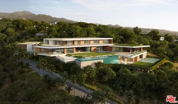 $4,995,000 | 750 North Vía Santa Ynez, Pacific Palisades, CA 90272