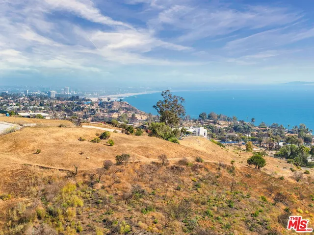 $4,995,000 | 750 North VÃa Santa Ynez, Pacific Palisades, CA 90272