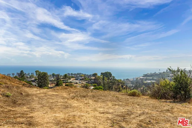 $4,995,000 | 750 North VÃa Santa Ynez, Pacific Palisades, CA 90272