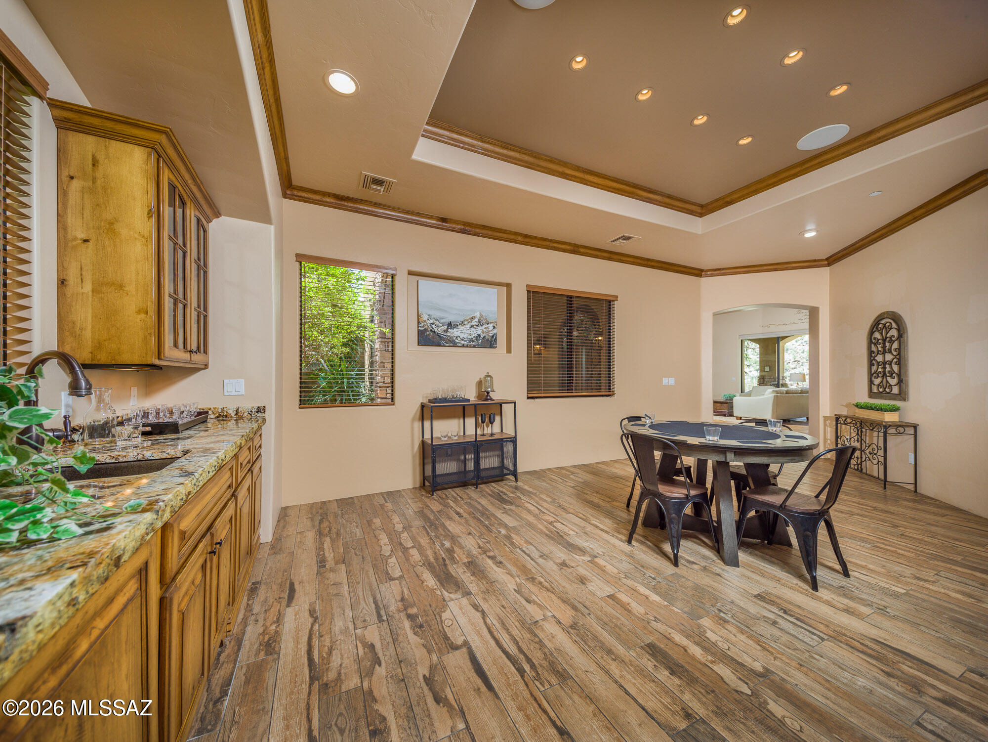 14225 North Rocking Ridge Court Marana, AZ 85658 - Photo 29 of 51 Game room with wet bar