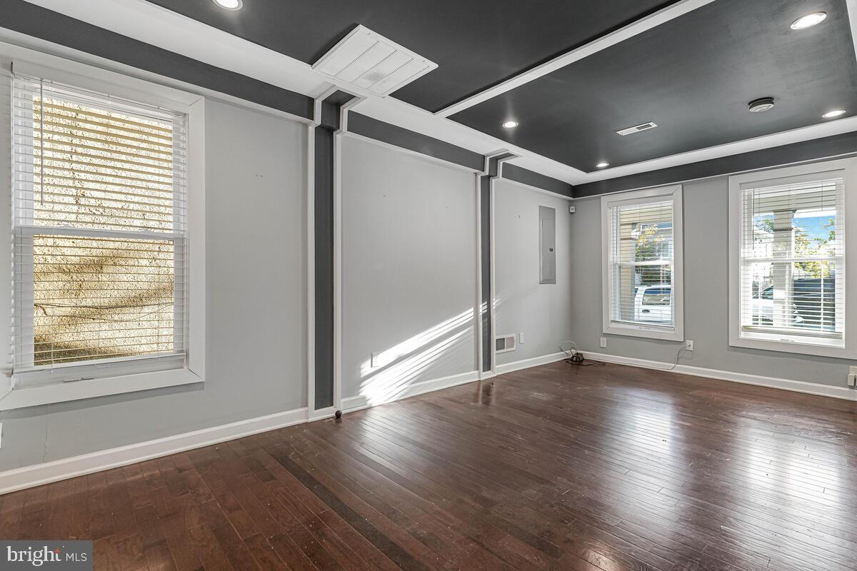 312 57th Street Northeast Washington, DC 20019 - Photo 7 of 30