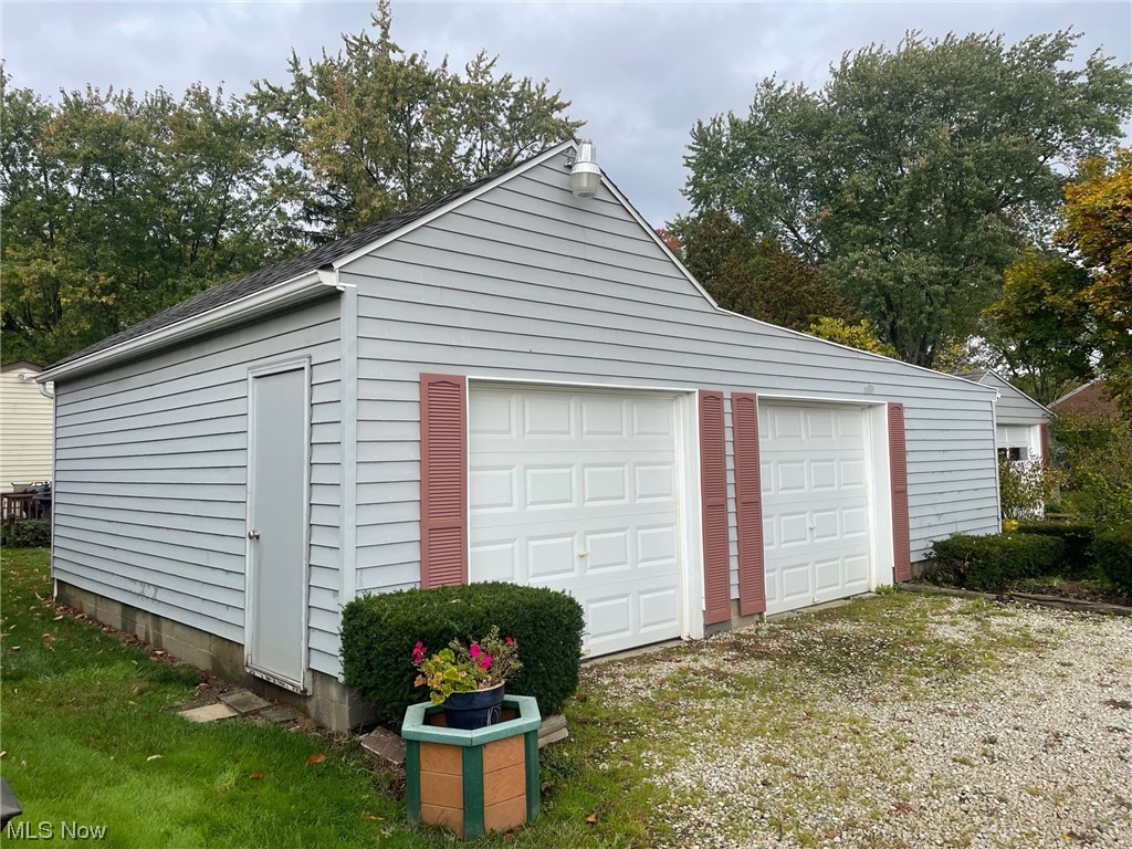 2575 Wadsworth Road Barberton, OH 44203 - Photo 21 of 22 View of garage