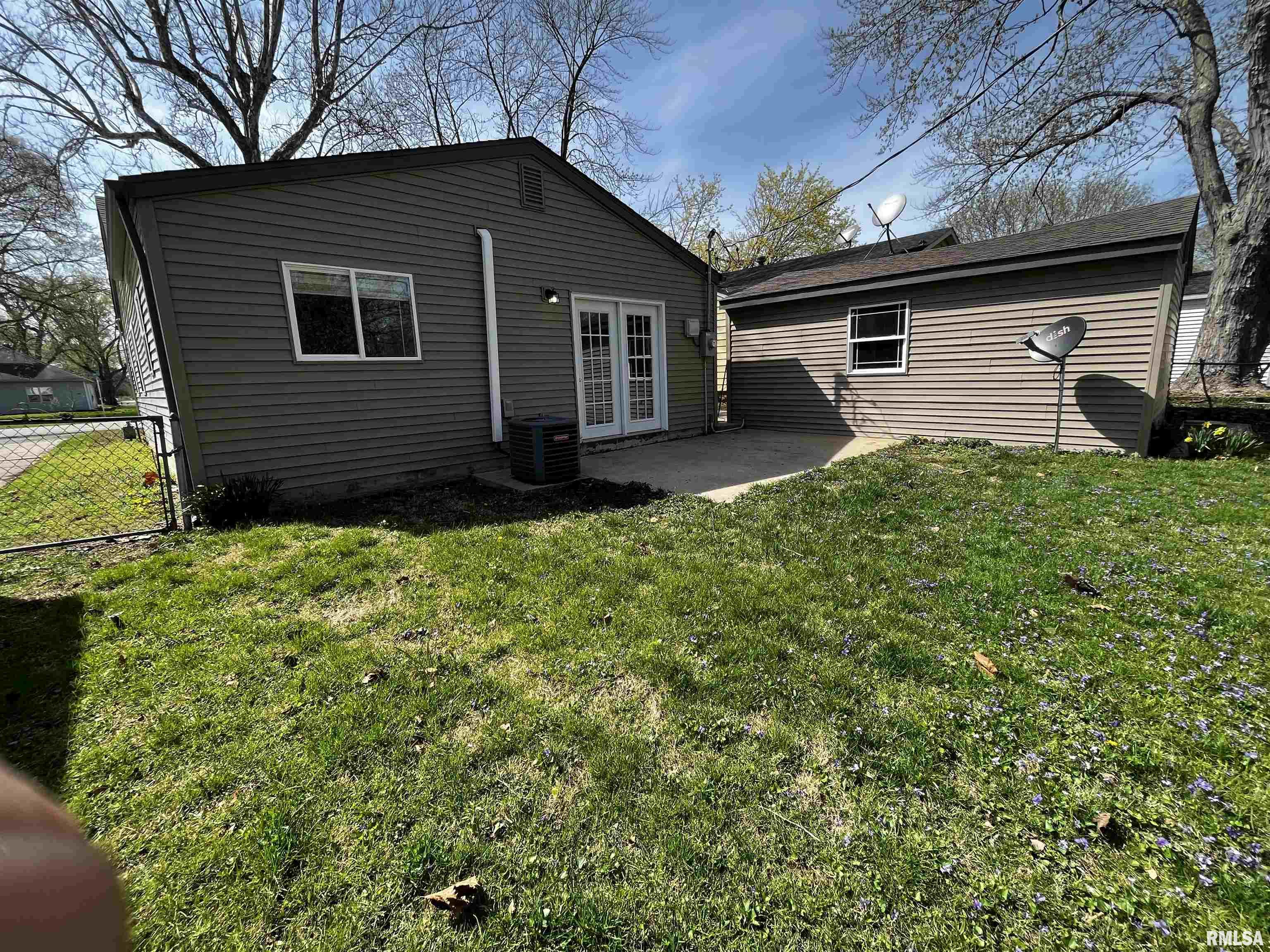 3020 South 2nd Street Springfield, IL 62703 - Photo 16 of 20