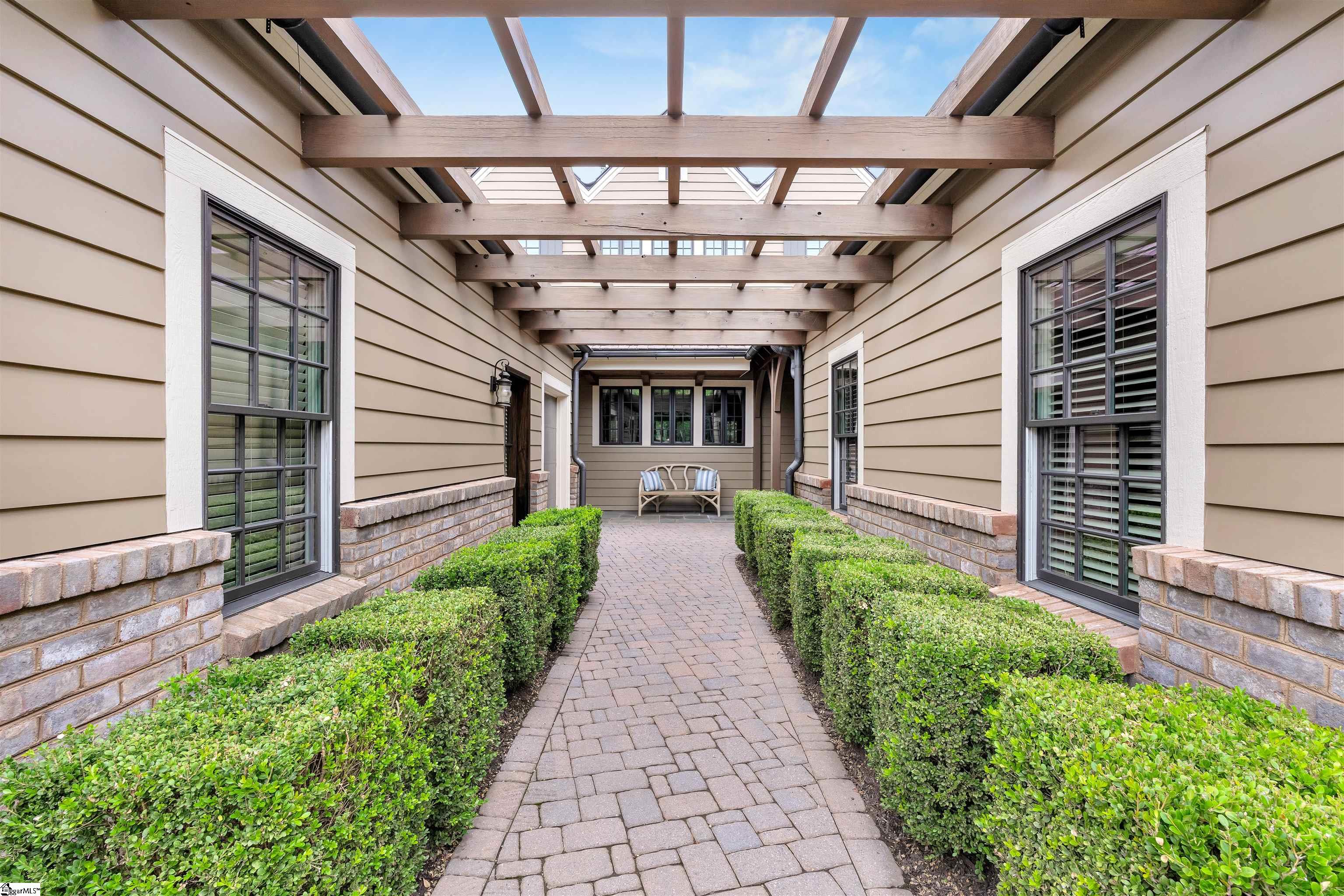 155 Village Point Drive Sunset, SC 29685 - Photo 18 of 47