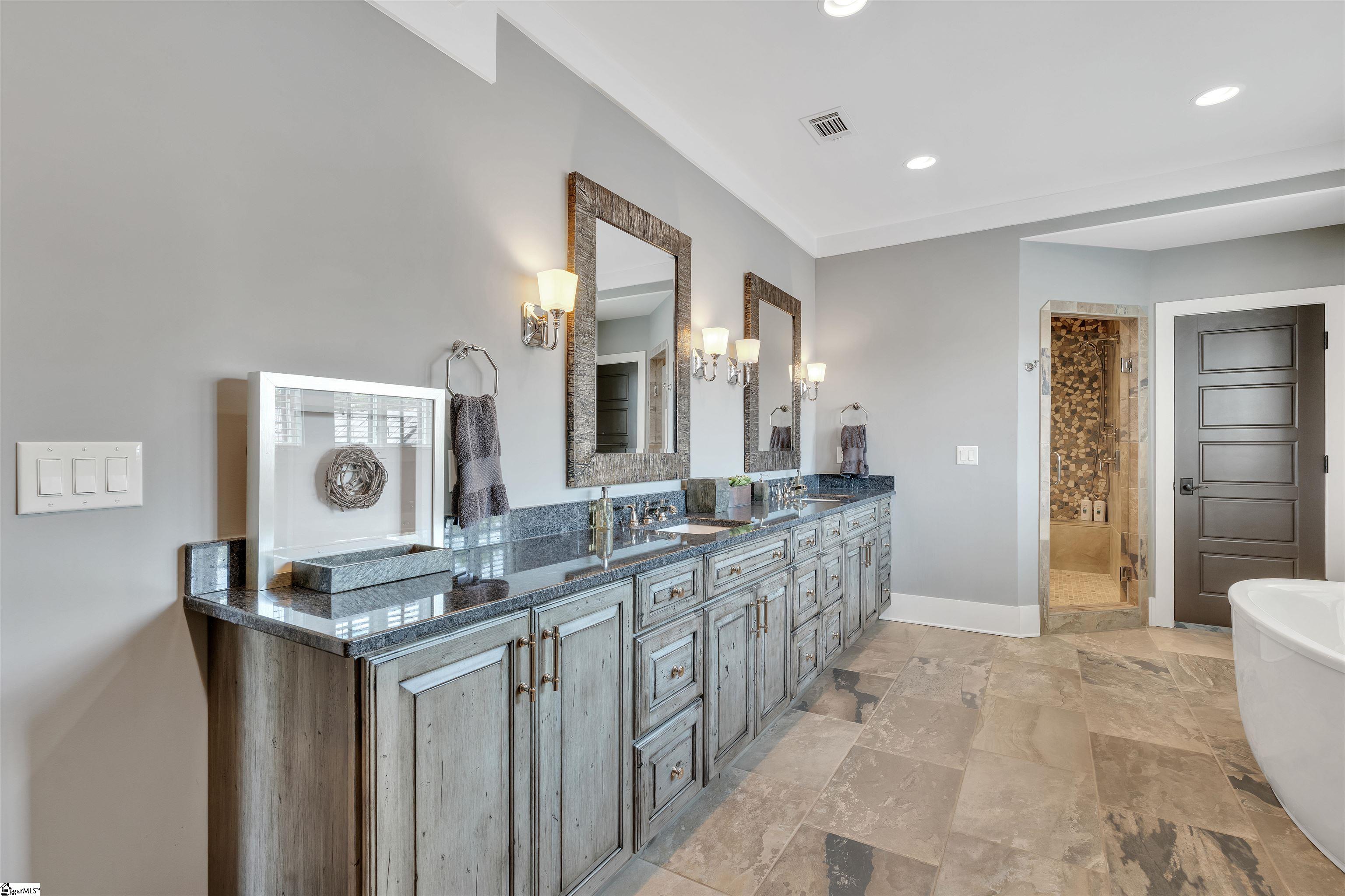 155 Village Point Drive Sunset, SC 29685 - Photo 20 of 47