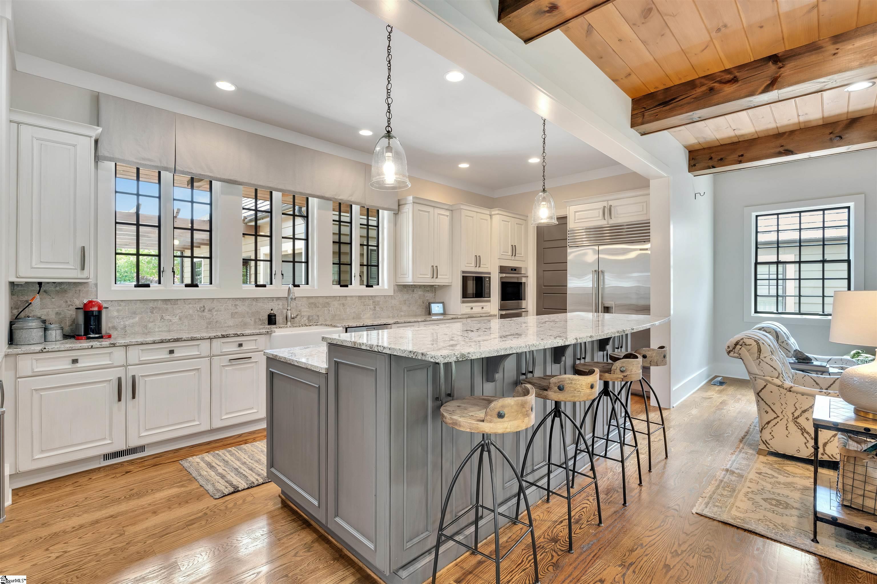155 Village Point Drive Sunset, SC 29685 - Photo 10 of 47