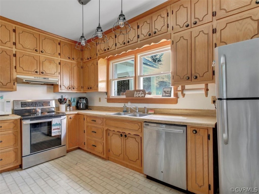 9700 Hines Road Disputanta, VA 23842 - Photo 8 of 29 Gallery Image 8