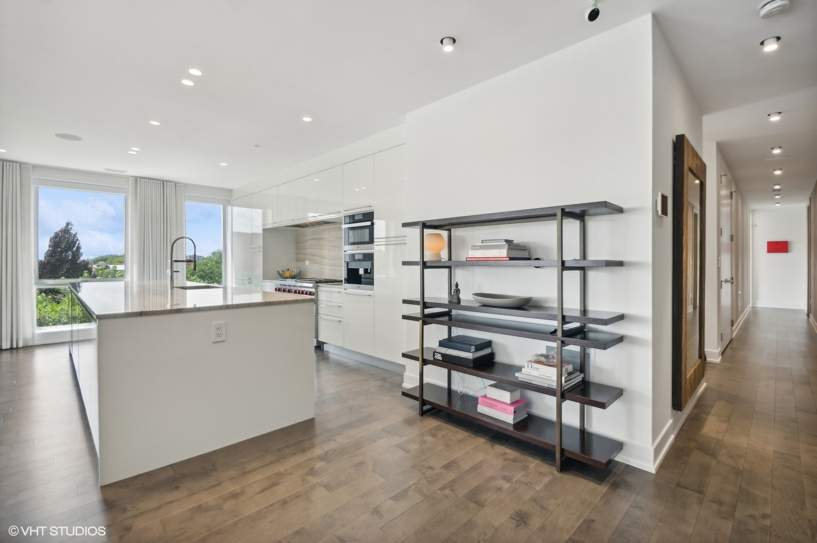 1625 North Burling Street, Unit 401 Chicago, IL 60614 - Photo 8 of 42 a kitchen with counter top space