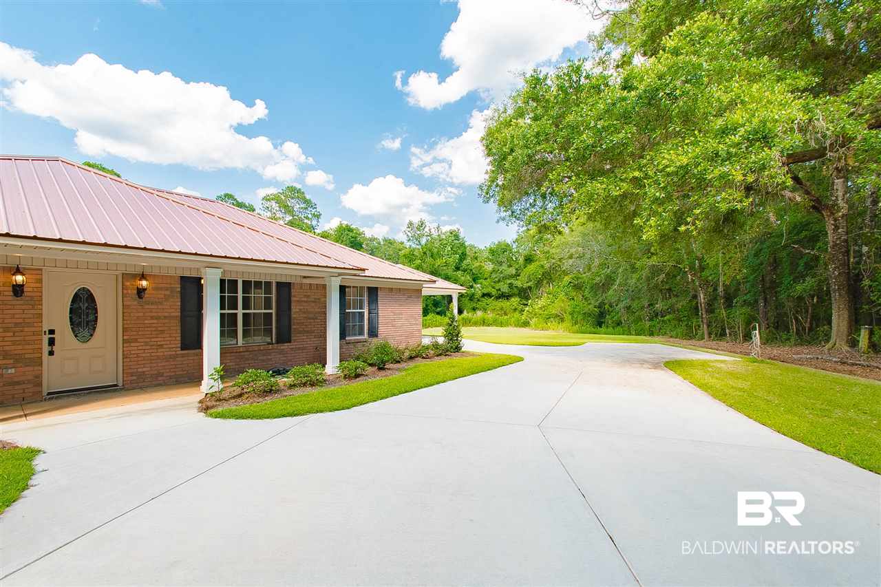 20940 Langford Road Fairhope, AL 36532 - Photo 4 of 43 Driveway