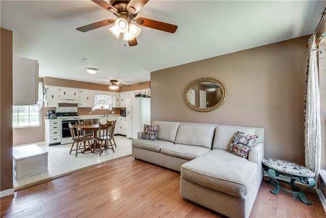 3312 New Towne Road Antioch, TN 37013 - Photo 5 of 9 Great open floor layout! kitchen overlooks family room with lots of windows and natural light.